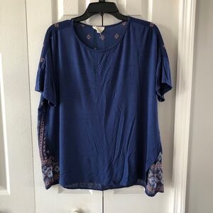 Womens' Top by Dept 222, XL, Solid Front, Print back, Short Sleeves, VGUC